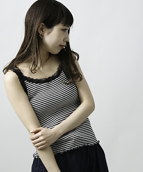 WEGO（ウィゴー）の「WEGO/2WAYレースタンクトップ（タンクトップ・レディース・オフホワイト/ブラック/ホワイト系その他5/ピンク/レッド/マスタード・FREE）」の3枚目の写真