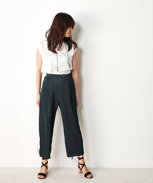 SLY（スライ）の「RELAX EASY PT（その他パンツ・レディース・ブラック/ベージュ/ネイビー・1/2）」の3枚目の写真