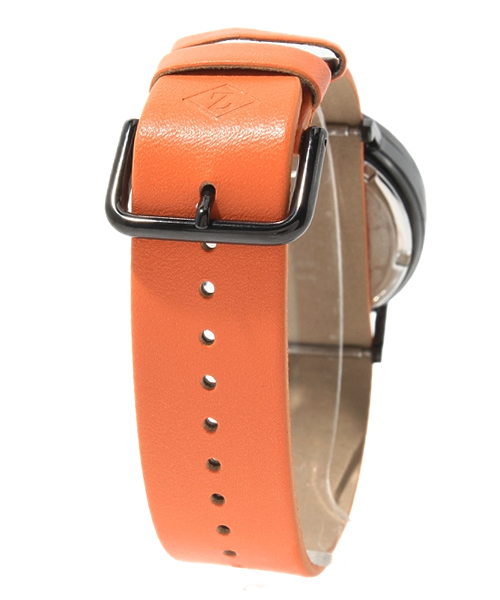 CABANE de ZUCCa（カバンドズッカ）の「TYPE WRITER　【UNISEX】（アナログ腕時計・メンズ・グリーン/オレンジ/ブラック×ゴールド/ブラウン・FREE）」の6枚目の写真