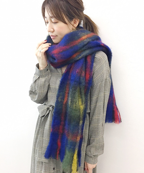 Tite In The Store ティテ インザ ストア の Mantas Ezcaray モヘアふんわりピン付タータンチェックショール マフラー Wear