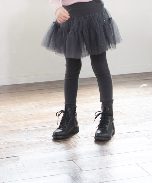 Rora(ローラ)の「リラ チュール スカッツ(2color) レギンス付きスカート(スカート・キッズ・ブラック/チャコールグレー・110cm/90㎝/100cm/130cm/120cm/140cm)」の16枚目の写真