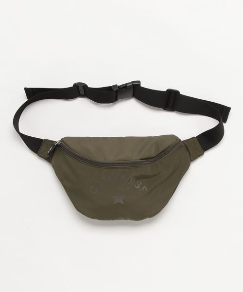 CONVERSE（コンバース）の「CONVERSE　Classic Body Shoulder（ボディバッグ/ウエストポーチ・メンズ・ブラック/ネイビー/グレー/カーキ/ブラウン/ピンク・FREE/ONE SIZE）」の4枚目の写真