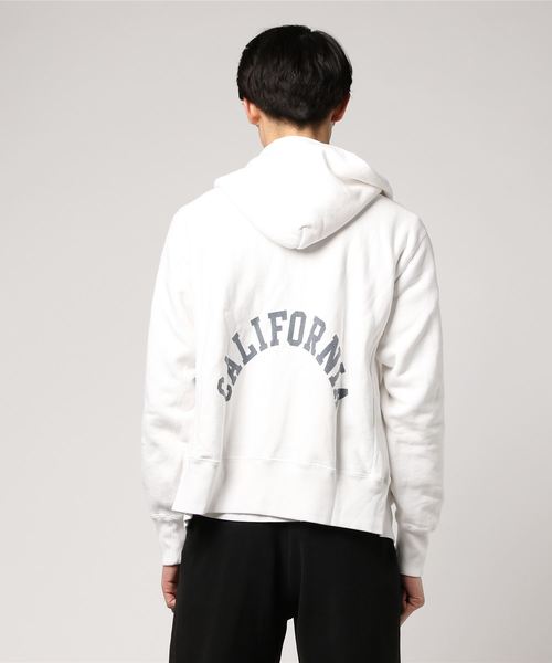 Champion(チャンピオン)の「【Champion/チャンピオン】メンズ 70'S ヴィンテージ リバースウィーブ (緑タグ)ジップスウェットパーカー(11.5oz)(パーカー・メンズ・ホワイト/チャコール/シルバーグレー・LARGE/SMALL/MEDIUM)」の5枚目の写真