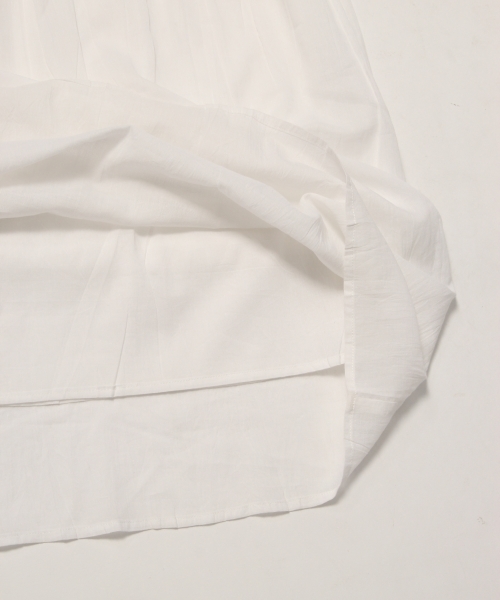 GLOBAL WORK（グローバルワーク）の「キーネックシシュウワンピース/785753（ワンピース・レディース・ホワイト/ブラック/ベージュ/ブルー・FREE）」の14枚目の写真