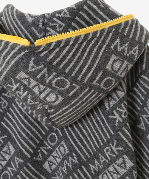 MARK & LONA（マークアンドロナ）の「Frontline Knit Hoody | MEN（パーカー・メンズ・ヘザーグレー/レッド・48/50/52）」の11枚目の写真