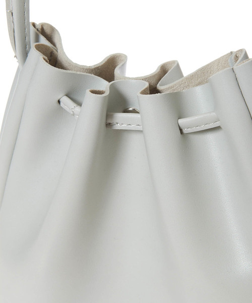 Edit Sheen（エディットシーン）の「フェイクレザー巾着バッグ（ハンドバッグ・レディース・ブラック/グレー・FREE）」の6枚目の写真