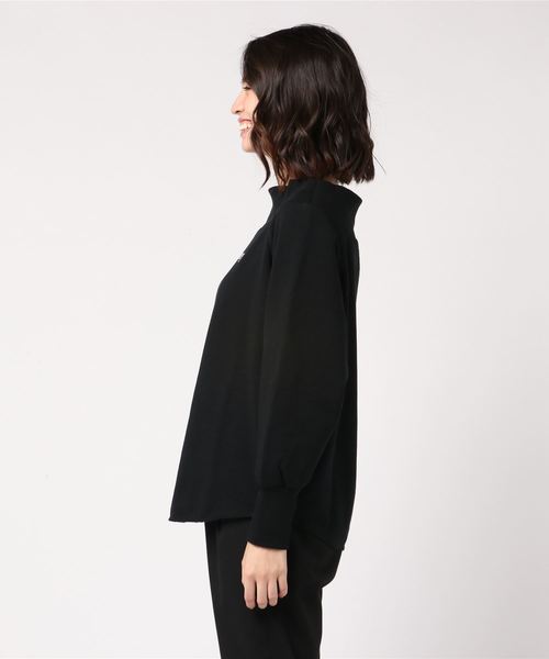 KOBE LETTUCE（コウベレタス）の「[ボートネック＆オフショルダー]2way裏起毛ロゴプルオーバー＊レディース/トップス[C3498]神戸レタス（スウェット・レディース・ブラック/パープル/アイボリー・FREE）」の4枚目の写真