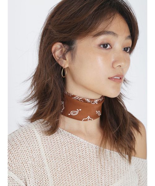 Ungrid（アングリッド）の「オリジナルプリントバンダナ（バンダナ/スカーフ・レディース・チャコールグレー/ブラウン/ベージュ・FREE）」の3枚目の写真