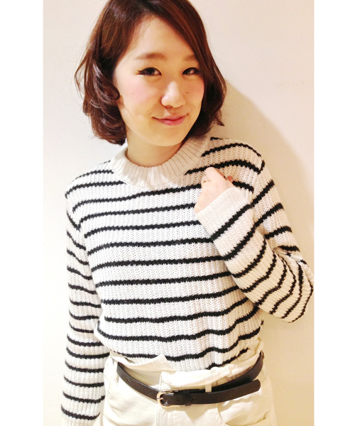 Chico(チコ)の「ボーダー畦編ショート丈ニット(ニット/セーター・レディース・オフホワイト/スミクロ・FREE)」の1枚目の写真