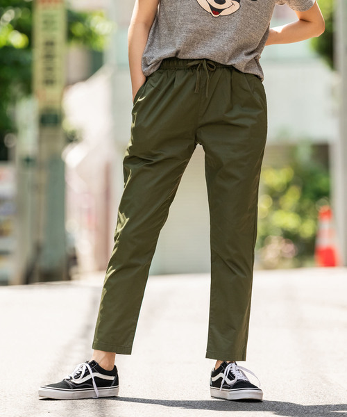 Dickies（ディッキーズ）の「Dickies/ ディッキーズ TCツイル9分丈イージーパンツ（その他パンツ・レディース・オリーブ/ベージュ・S/M/L）」の9枚目の写真