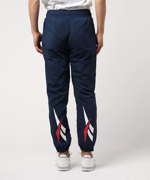Reebok（リーボック）の「ロスト＆ファウンド ベクター トラックパンツ LF VECTOR TRACK PANT BK5103（その他パンツ・メンズ・ネイビー・MEDIUM/LARGE/SMALL）」の3枚目の写真
