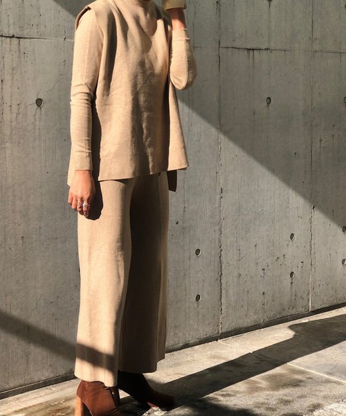 PARKS TOKYO SELECT(パークストウキョウセレクト)の「パンツセットアップニット(ニット/セーター・レディース・ベージュ・FREE)」の4枚目の写真