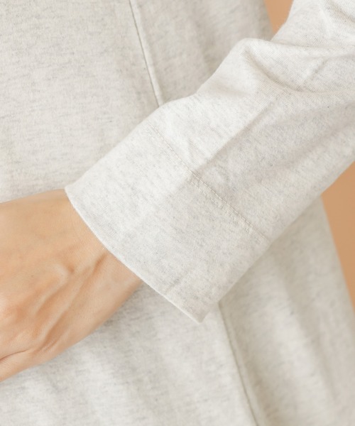PUAL CE CIN(ピュアルセシン)の「【cotton】裾レースプルオーバー(Tシャツ/カットソー・レディース・オートミール/チャコールグレー・FREE)」の7枚目の写真