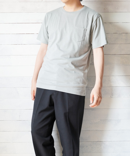INNOCENT(イノセント)の「無地半袖ポケット付きクルーネックTシャツ(Tシャツ/カットソー・レディース・イエロー系その他/ピンク系その他/カーキ/グレー/ブラック/ホワイト/ピンク/ネイビー・X-LARGE/MEDIUM/LARGE)」の3枚目の写真