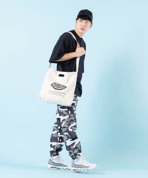 Dickies（ディッキーズ）の「∴WEGO/Dickies 別注ハンドルショルダーバッグ（ショルダーバッグ・メンズ・ホワイト・FREE）」の2枚目の写真