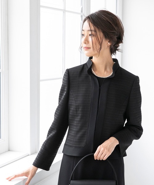 form forma(フォルムフォルマ)の「フリルカラージャケット&フレアワンピース ブラックフォーマルスーツ(スーツセット・レディース・ブラック・11号/9号/13号/15号)」の22枚目の写真