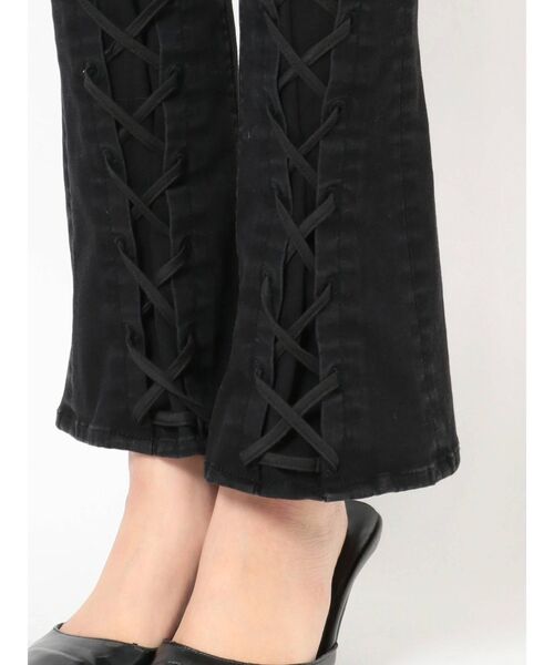 GYDA（ジェイダ）の「センターレースアップフレアパンツ（その他パンツ・レディース・ブラック/グレー・SMALL/MEDIUM/X-SMALL）」の16枚目の写真