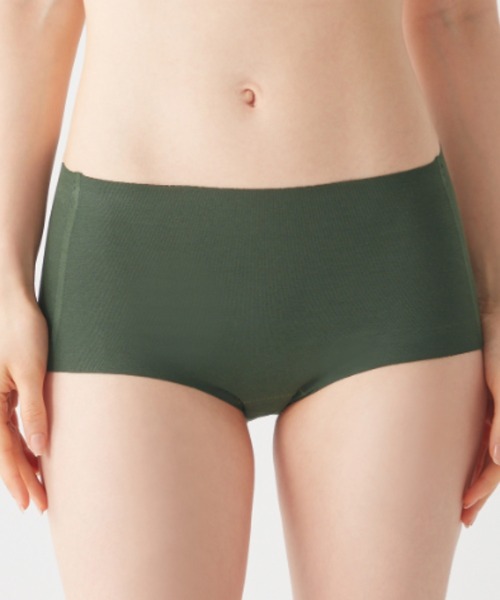 GUNZE（グンゼ）の「KIREILABO/キレイラボ 下着のラインがひびきにくい レギュラーショーツ オーガニックコットン（ショーツ・レディース・ブラック/ブルー/ホワイト系その他/グレー/スモークピンク/グリーン/ライトブルー/レンガ/インディゴブルー/ピンク/モカ/ブルー系その他/マスタード/グリーン系その他/オレンジ/ネイビー/ブルー系その他2/ライトブラウン/グリーン系その他2/サーモンピンク・LARGE/MEDIUM/X-LARGE）」の7枚目の写真