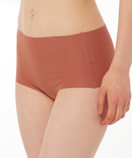 GUNZE（グンゼ）の「KIREILABO/キレイラボ 下着のラインがひびきにくい レギュラーショーツ オーガニックコットン（ショーツ・レディース・ブラック/ブルー/ホワイト系その他/グレー/スモークピンク/グリーン/ライトブルー/レンガ/インディゴブルー/ピンク/モカ/ブルー系その他/マスタード/グリーン系その他/オレンジ/ネイビー/ブルー系その他2/ライトブラウン/グリーン系その他2/サーモンピンク・LARGE/MEDIUM/X-LARGE）」の19枚目の写真