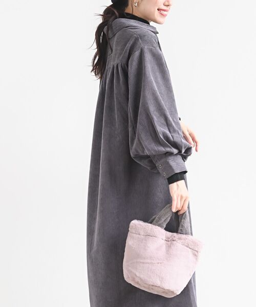 rps（アールピーエス）の「ＥＮコールバルーン袖シャツワンピース（シャツワンピース・レディース・ブラック/グレイッシュベージュ/アイボリー/ラベンダー/チャコールグレー・M/フリー）」の21枚目の写真