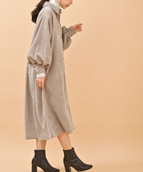 rps（アールピーエス）の「ＥＮコールバルーン袖シャツワンピース（シャツワンピース・レディース・ブラック/グレイッシュベージュ/アイボリー/ラベンダー/チャコールグレー・M/フリー）」の13枚目の写真