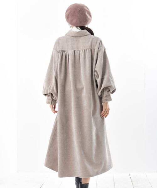 rps（アールピーエス）の「ＥＮコールバルーン袖シャツワンピース（シャツワンピース・レディース・ブラック/グレイッシュベージュ/アイボリー/ラベンダー/チャコールグレー・M/フリー）」の6枚目の写真