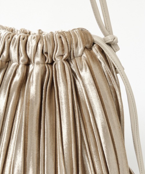 GLOBAL WORK（グローバルワーク）の「アソートシャイニー巾着/921827（ショルダーバッグ・レディース・アイボリー/ホワイト系その他/ブラック/ブルー・ONE SIZE）」の14枚目の写真