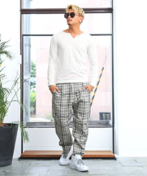 LUXSTYLE（ラグスタイル）の「スラブキーネック長袖Tシャツ（Tシャツ/カットソー・メンズ・ホワイト/ブラック/ネイビー/グレー/カーキ/ピンク・L/XL/M）」の9枚目の写真