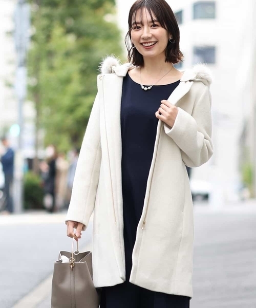 夏セール開催中max80 Off 2way フードファーコート ノーカラーコート A V V アーヴェヴェ のファッション 公式商品 Arenatheatre Net