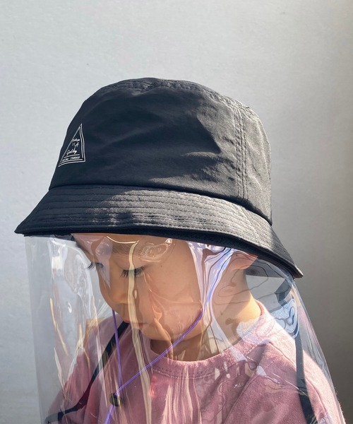 GRIN BUDDY(グリンバディ)の「【GRIN BUDDY/グリンバディ】キッズフェイスシールドつき撥水ハット/Kids Obey Hat(ハット・キッズ・ブラック/パープル/カーキ・52/54)」の2枚目の写真