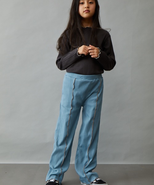 ＆yam（アンドヤム）の「ランダムリブイージーパンツ（その他パンツ・キッズ・パープル/グレー/ブラック/オレンジ/グリーン/ベージュ/ブルー/ホワイト・120-130cm/150-160cm/110-120cm/130-140cm/140-150cm）」の6枚目の写真