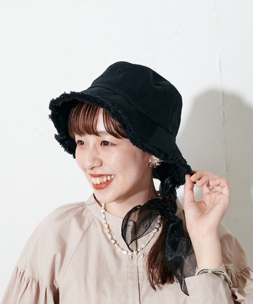 DISCOAT（ディスコート）の「フリンジツイルバケットハット（ハット・レディース・オフホワイト/ブラック/サンドベージュ・FREE）」の6枚目の写真