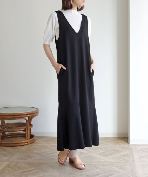 HER CLOSET（ハークローゼット）の「【cheriella】深Vネックカットソーマーメイドワンピース（ワンピース・レディース・ライトグレー/ブラック・M）」の6枚目の写真