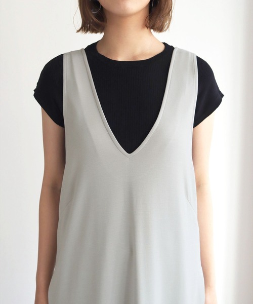 HER CLOSET（ハークローゼット）の「【cheriella】深Vネックカットソーマーメイドワンピース（ワンピース・レディース・ライトグレー/ブラック・M）」の12枚目の写真