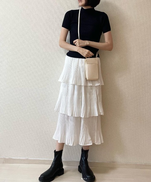 Girly Doll(ガーリードール)の「プチハイネック半袖リブニット(ニット/セーター・レディース・ブラック/ベージュ/ネイビー/カーキ/アイボリー/グレー/モカ・F)」の19枚目の写真