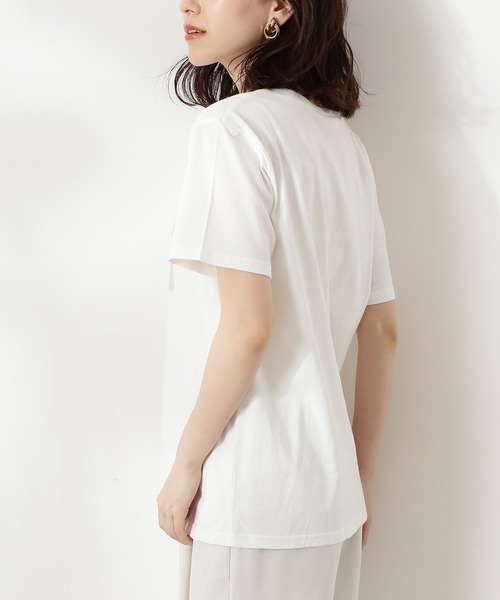 N.(N. Natural Beauty Basic)(エヌエヌナチュラルビューティーベーシック)の「◆フォトプリントTシャツ(Tシャツ/カットソー・レディース・オフホワイト/スミクロ・MEDIUM)」の3枚目の写真