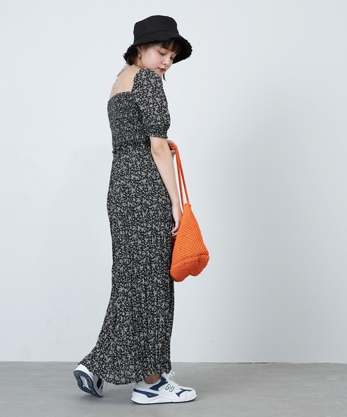 mikke（ミッケ）の「小花柄しわ加工ロングマーメードスカート（スカート・レディース・ブラック/ブルー・FREE）」の21枚目の写真