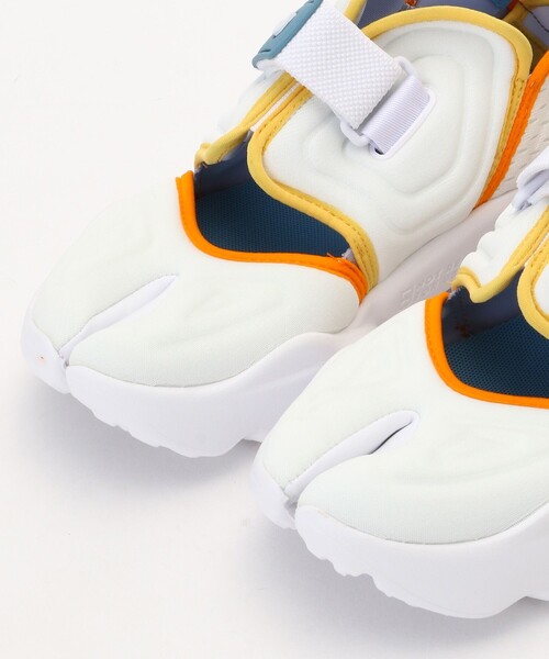 NIKE(ナイキ)の「NIKE/ナイキ Aqua Rift/アクアリフト(スニーカー・レディース・ベージュ/ホワイト・25.0cm/24.0cm/23.0cm)」の8枚目の写真