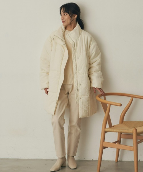 Auntie Rosa Holiday（アンティローザホリデー）の「中綿スタンドカラーコート（撥水加工 / ウォッシャブル）（その他アウター・レディース・ホワイト/ブラック/グレイッシュベージュ・FREE）」の6枚目の写真