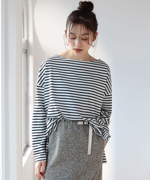 B:MING by BEAMS(ビーミングバイビームス)の「B:MING by BEAMS / ボーダー ロングスリーブ Tシャツ 21AW(Tシャツ/カットソー・レディース・ホワイト系/ホワイト系1/ネイビー系・ONE SIZE)」の2枚目の写真