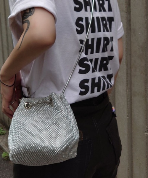 MANGROVE（マングローブ）の「メタルチェーンショルダーバック（ショルダーバッグ・レディース・ブラック/ゴールド/シルバー・FREE）」の5枚目の写真