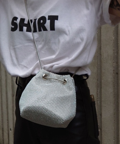 MANGROVE（マングローブ）の「メタルチェーンショルダーバック（ショルダーバッグ・レディース・ブラック/ゴールド/シルバー・FREE）」の9枚目の写真