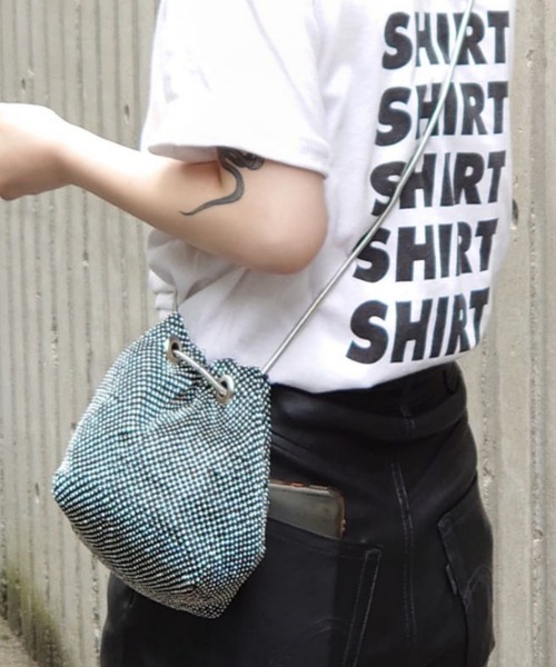 MANGROVE（マングローブ）の「メタルチェーンショルダーバック（ショルダーバッグ・レディース・ブラック/ゴールド/シルバー・FREE）」の15枚目の写真