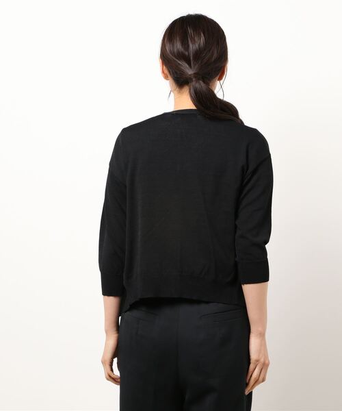 MEW'S REFINED CLOTHES（ミューズリファインドクローズ）の「接触冷感Vネックカーディガン（カーディガン/ボレロ・レディース・ホワイト/ブラック/モカ/パープル・MEDIUM）」の6枚目の写真