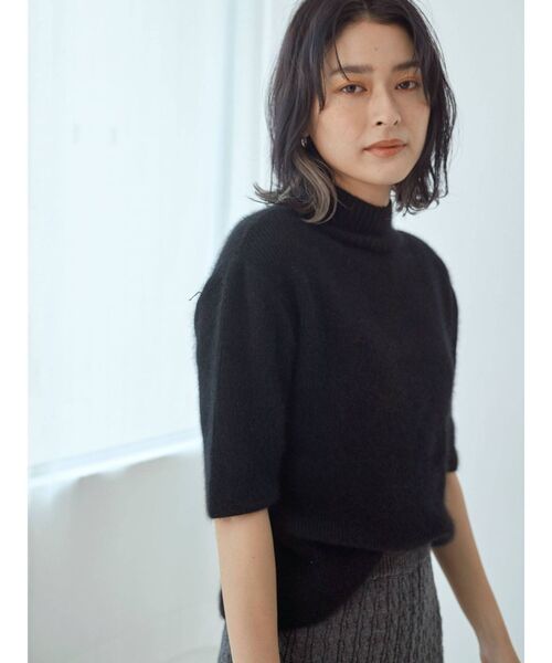 Ungrid（アングリッド）の「ハイネックハーフスリーブニット（ニット/セーター・レディース・アイボリー/ブラック/モカ・FREE）」の5枚目の写真