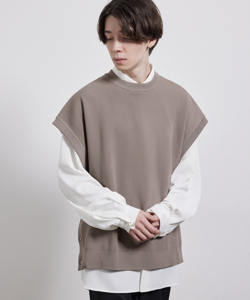 JUNRED(ジュンレッド)の「サイドボタンルーズベスト(ベスト・メンズ・ブラック/ライトグリーン/ベージュ系その他・M/L)」の3枚目の写真