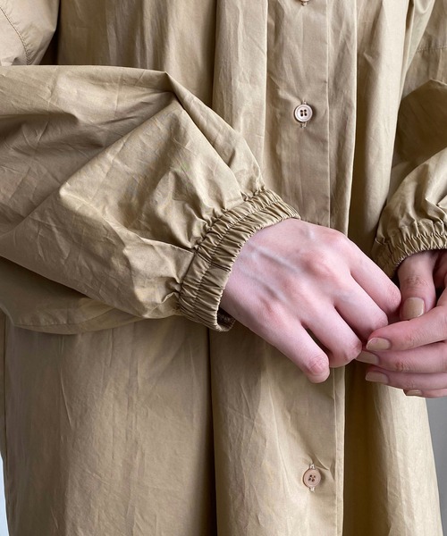 CAPRICIEUX LE'MAGE(カプリシューレマージュ)の「フリルスタンドカラーシャツ(シャツ/ブラウス・レディース・ホワイト/チャコールグレー/ベージュ・FREE)」の10枚目の写真