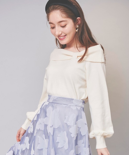 31 Sons de mode（トランテアン　ソン　ドゥ　モード）の「オフショル風リボンニット（ニット/セーター・レディース・ブラック/オフホワイト/ローズ/サックスブルー・36）」の2枚目の写真