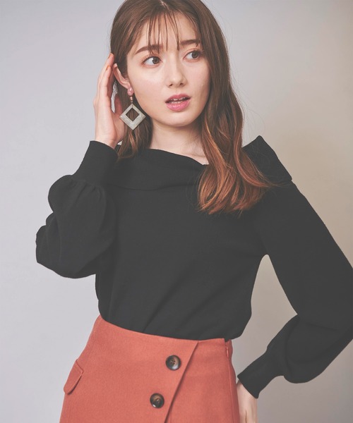 31 Sons de mode（トランテアン　ソン　ドゥ　モード）の「オフショル風リボンニット（ニット/セーター・レディース・ブラック/オフホワイト/ローズ/サックスブルー・36）」の3枚目の写真