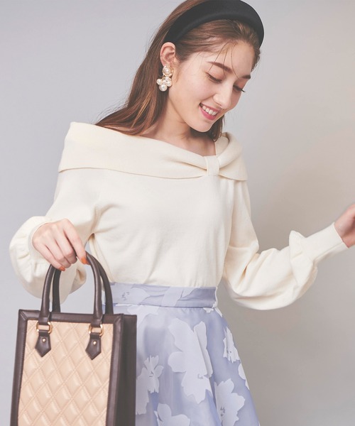 31 Sons de mode（トランテアン　ソン　ドゥ　モード）の「オフショル風リボンニット（ニット/セーター・レディース・ブラック/オフホワイト/ローズ/サックスブルー・36）」の12枚目の写真